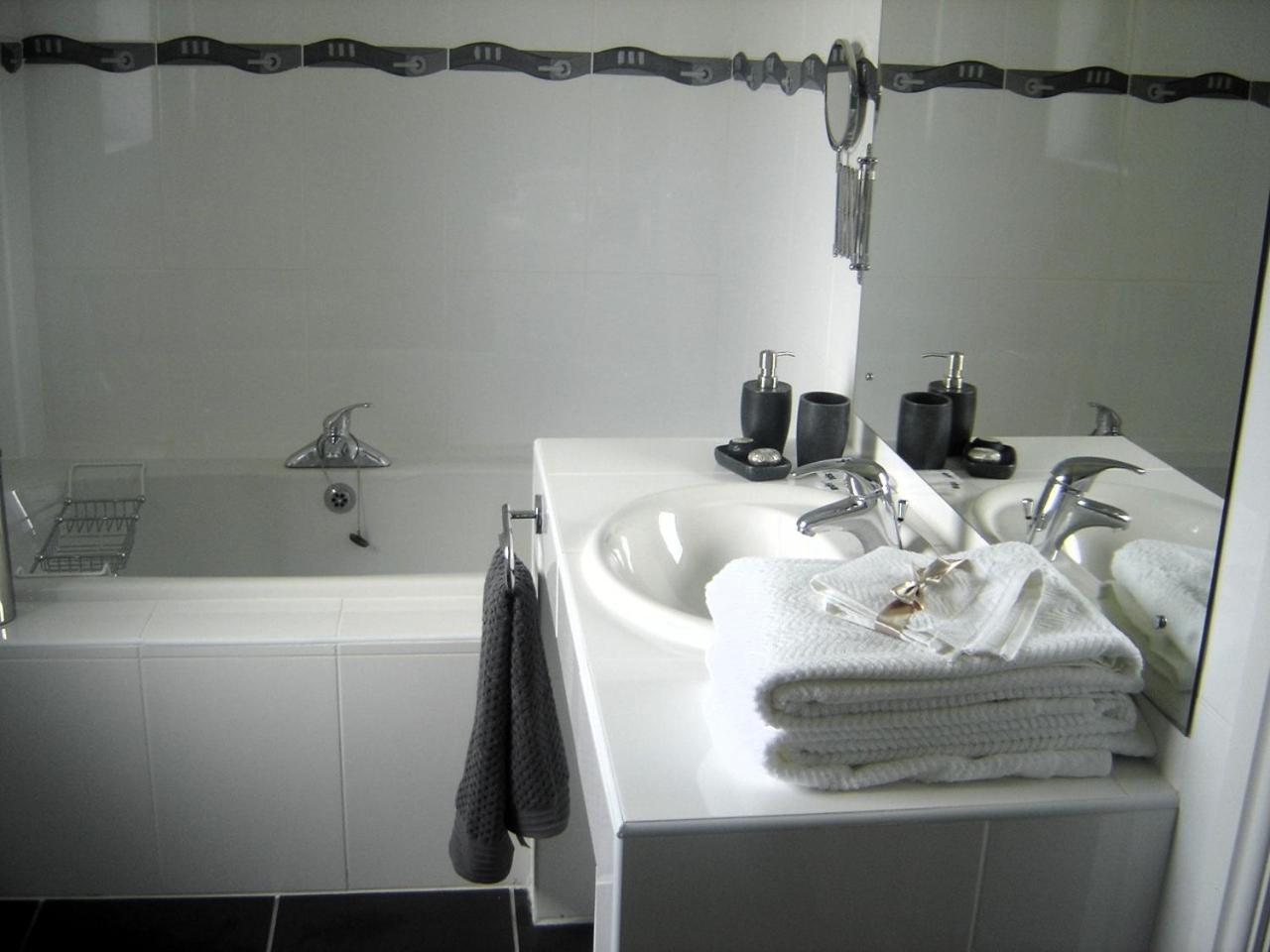 ווטרוויל Fuchsia Lodge - New Luxury 5* Beachside Lodge With Sauna - 4 Beds Ensuite - Spectacular Location מראה חיצוני תמונה