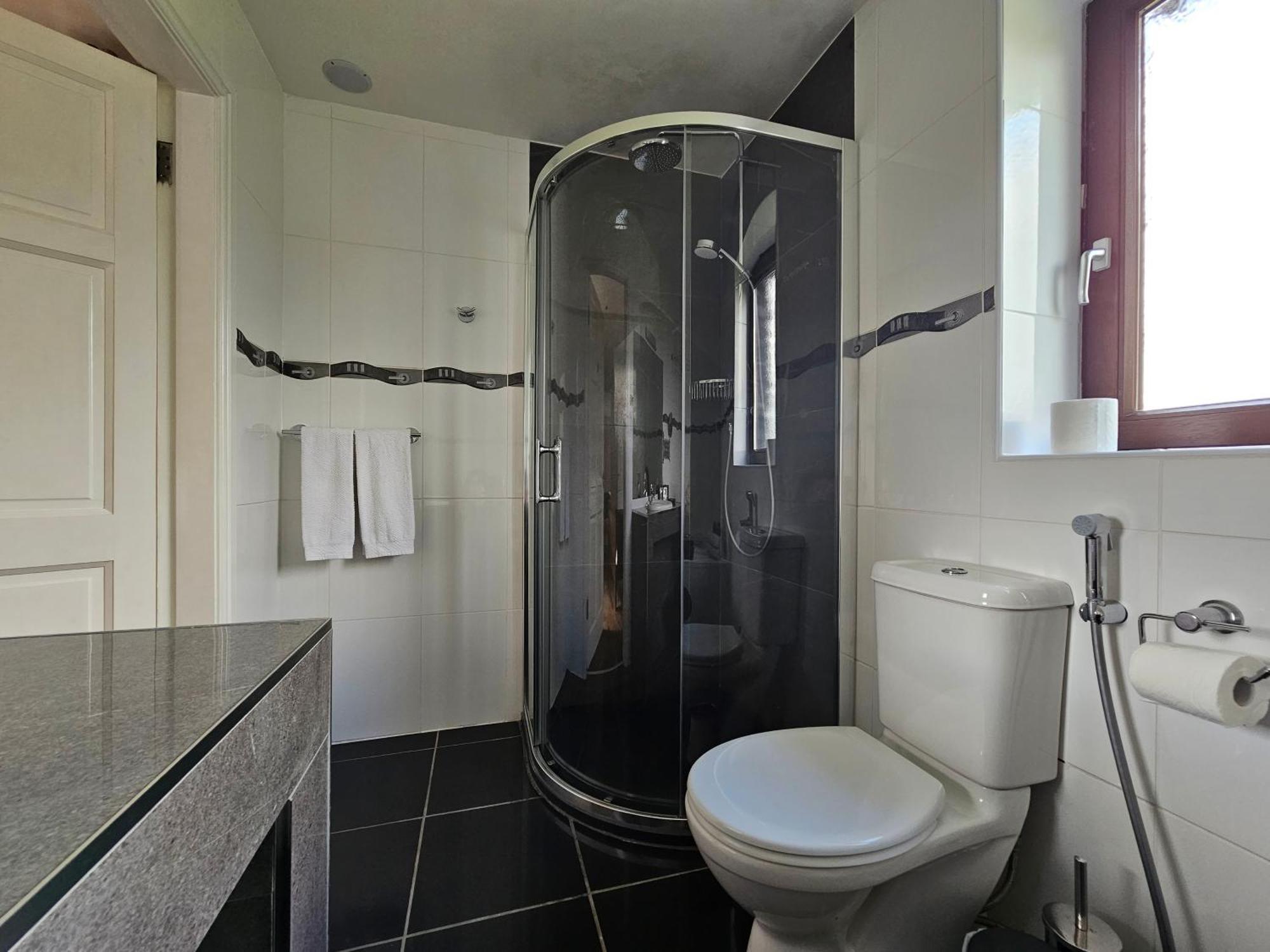 ווטרוויל Fuchsia Lodge - New Luxury 5* Beachside Lodge With Sauna - 4 Beds Ensuite - Spectacular Location מראה חיצוני תמונה